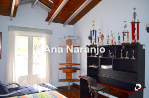 Casa en Alto Prado, Caracas – 26