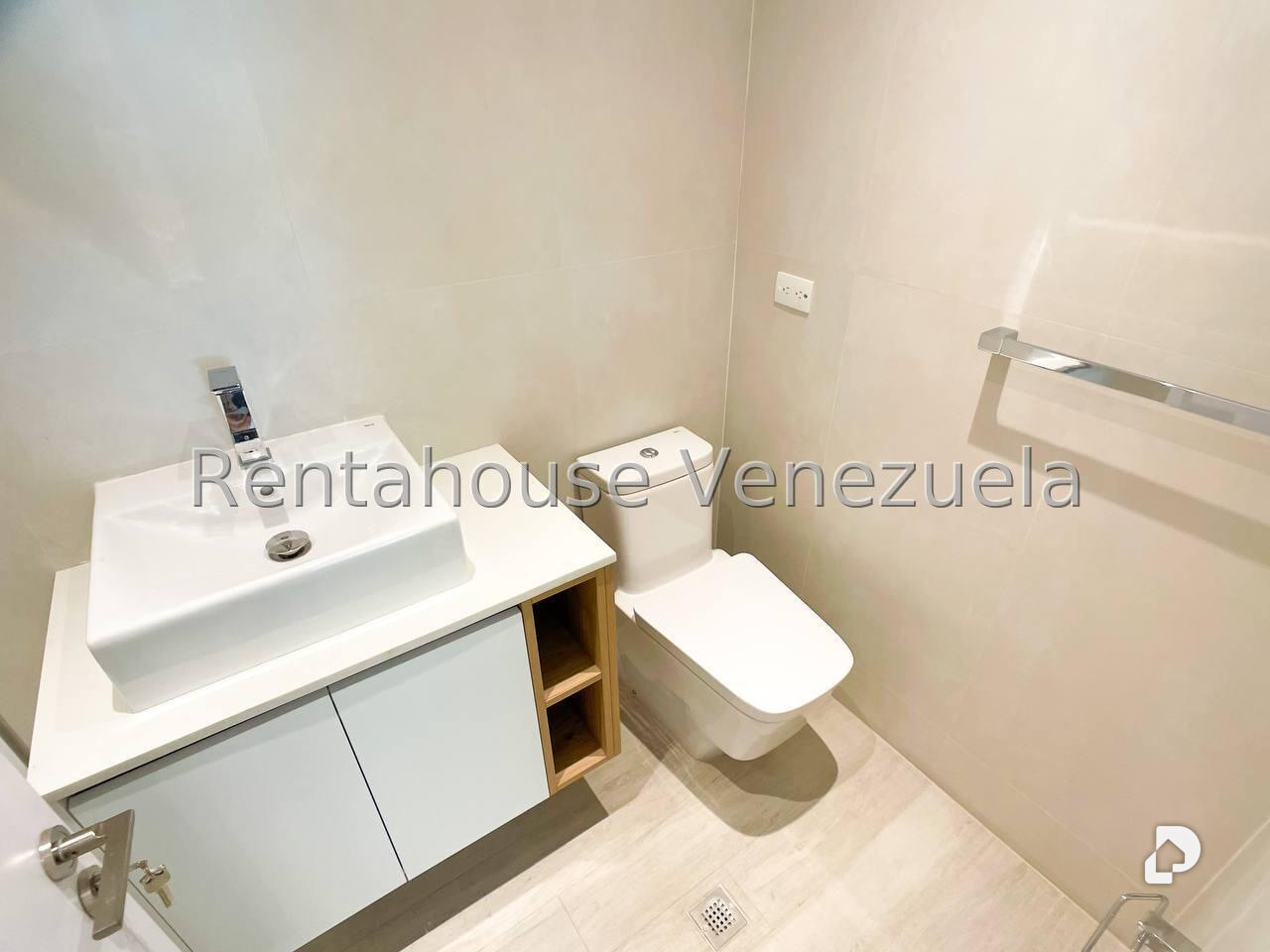 Apartamento en Campo Alegre, Caracas – 14