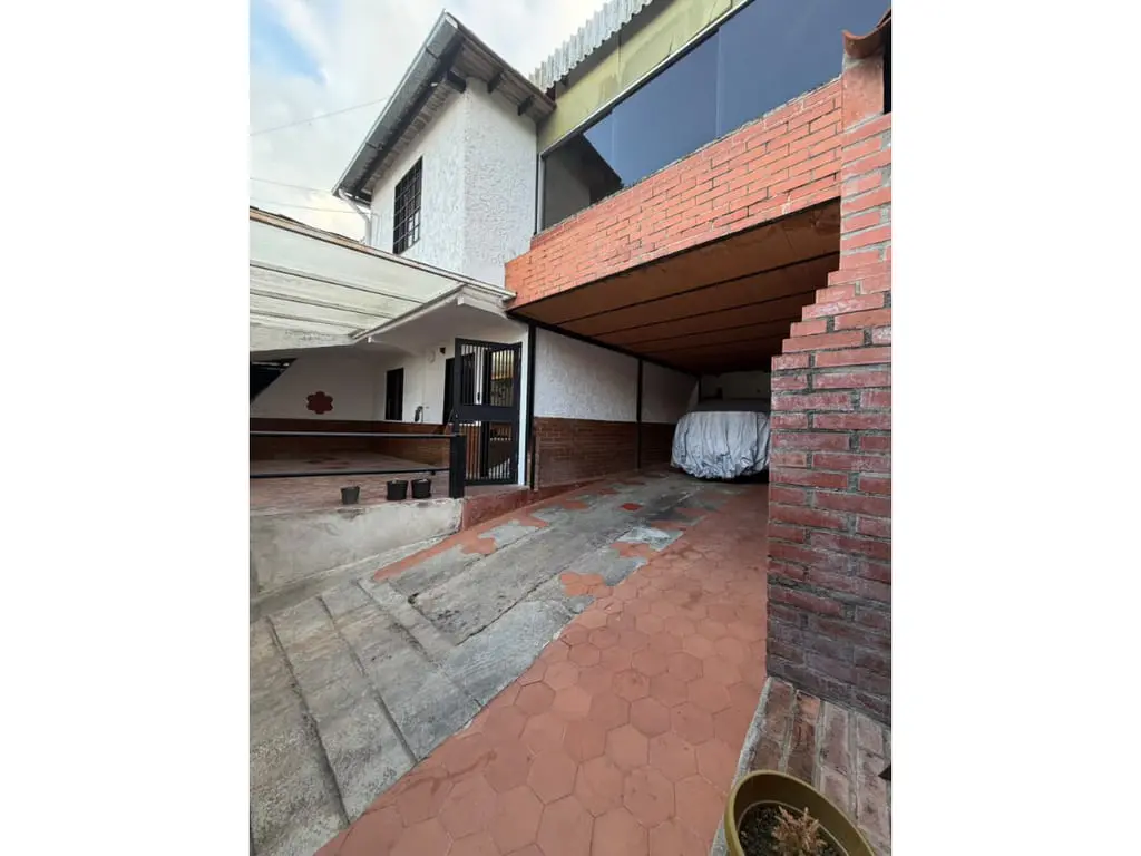 House in Guaicaipuro - 1