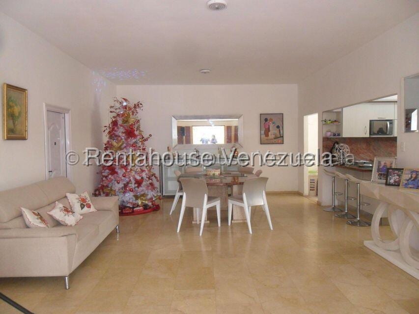 Casa en Charallavito, Caracas - 1