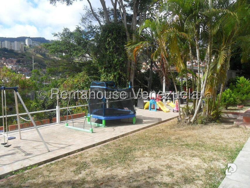 Casa en Charallavito, Caracas – 15