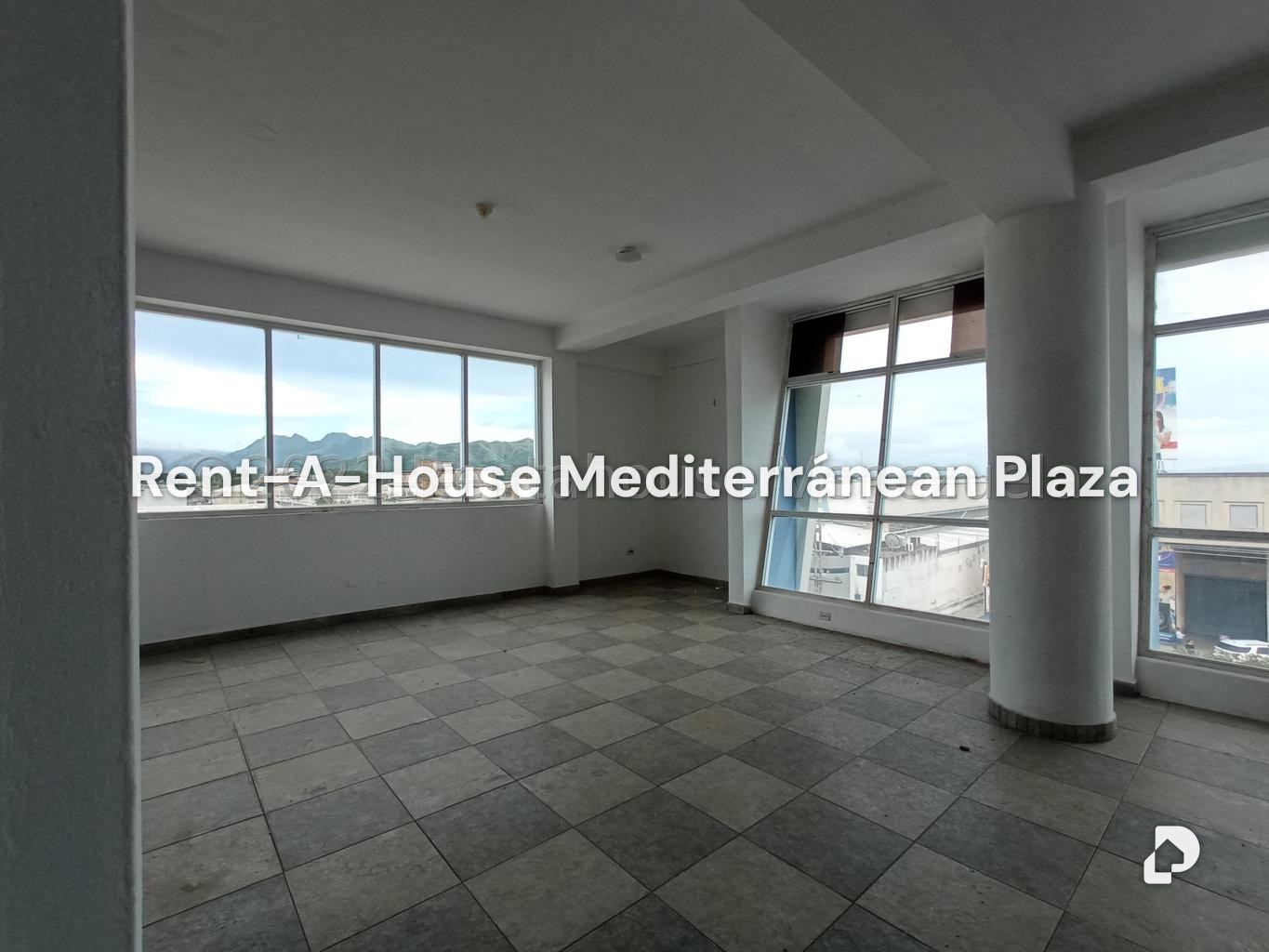 Local comercial en Castillito, San Diego