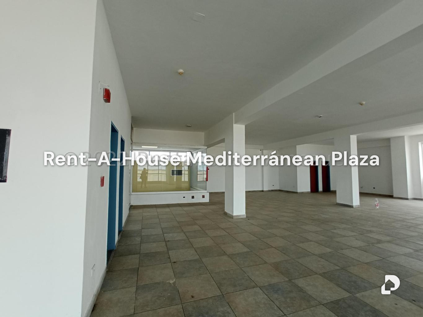 Local comercial en Castillito, San Diego