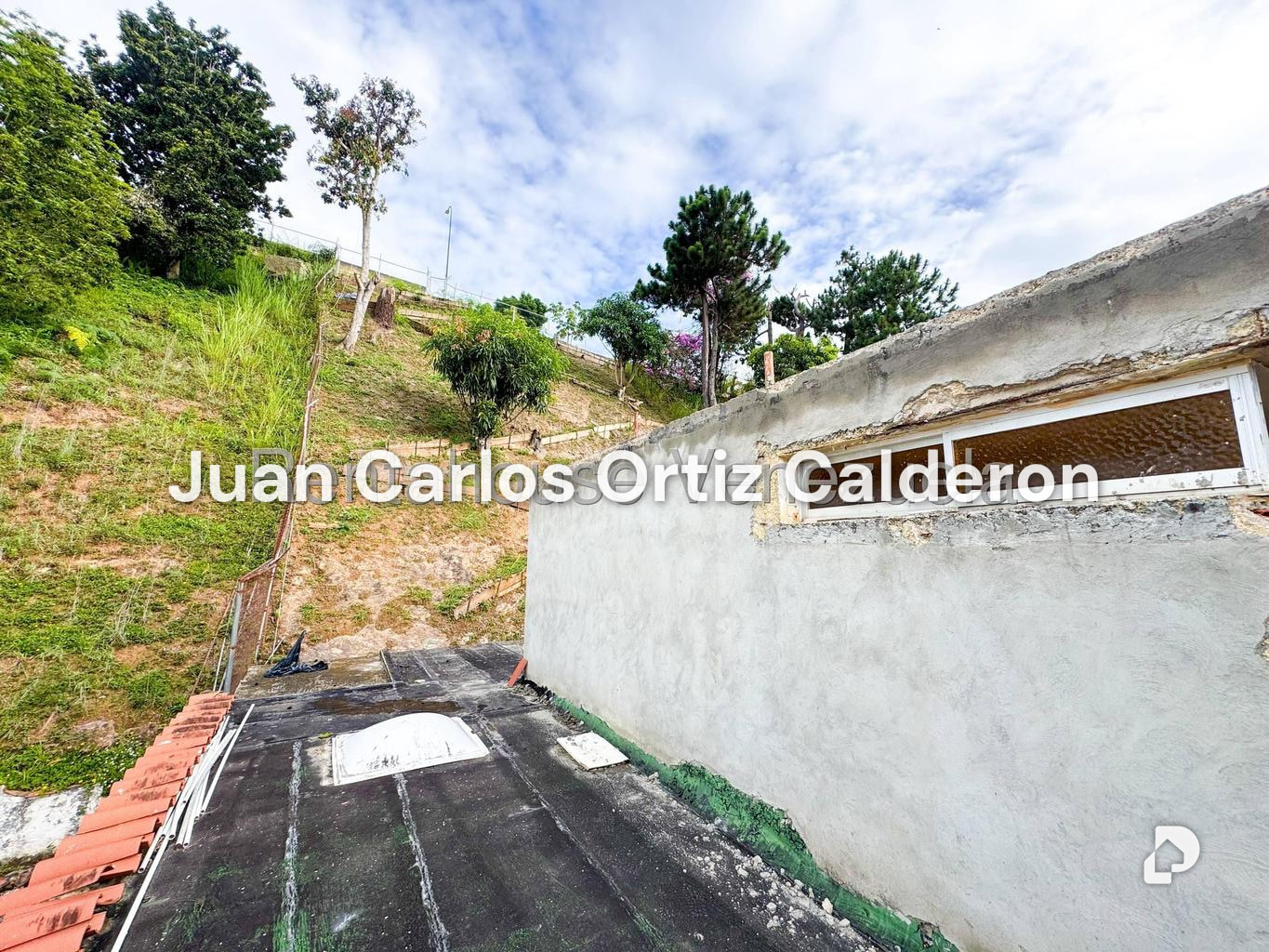 Casa en Los Naranjos (del Cafetal), Caracas – 24