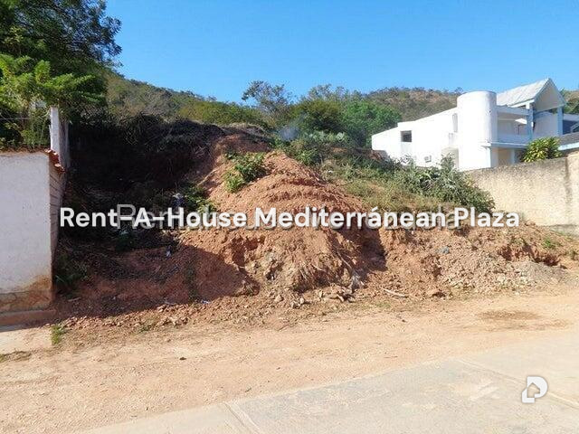 Terreno en Colinas de Guataparo, Valencia