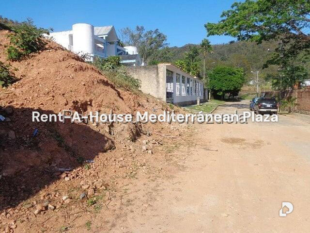 Terreno en Colinas de Guataparo, Valencia