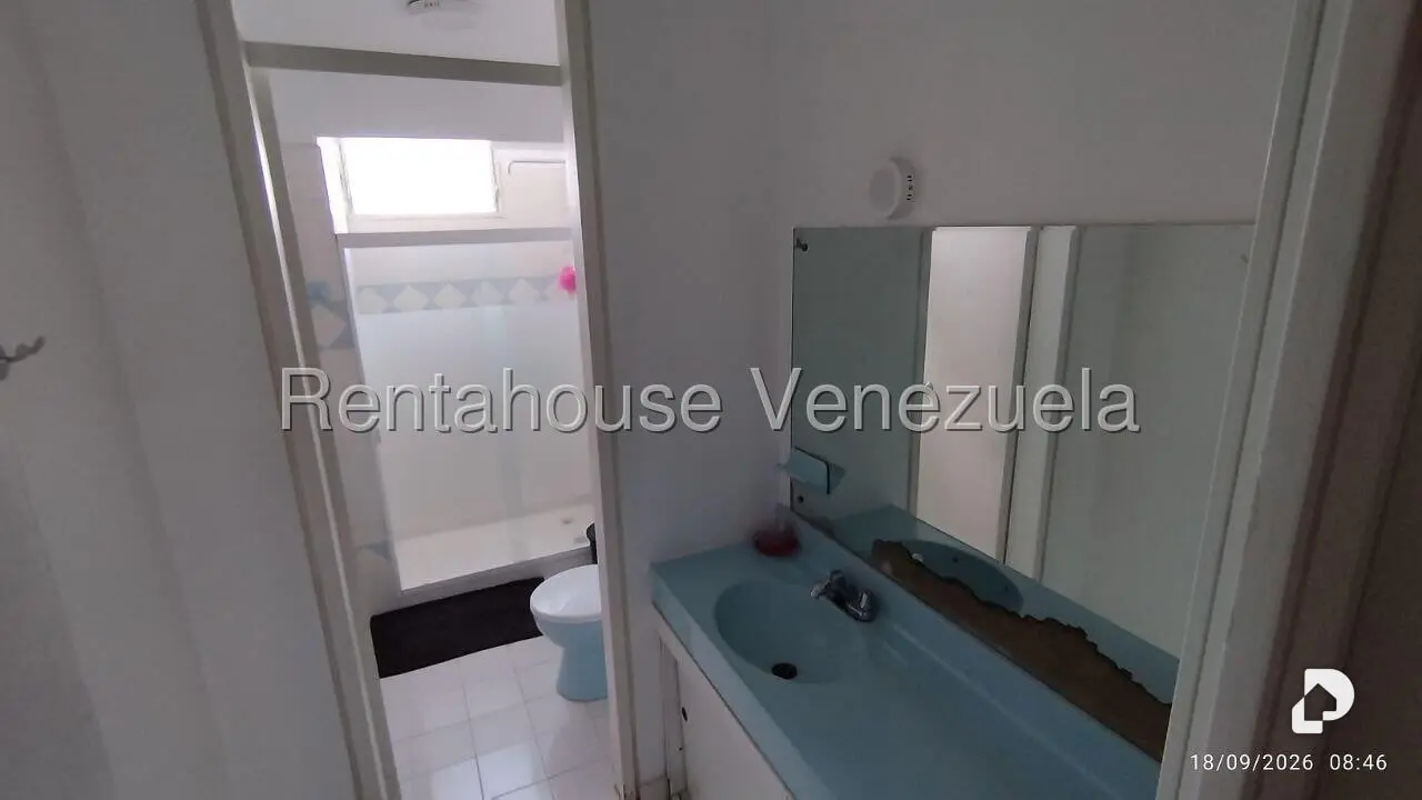 Apartamento en La Urbina, Caracas – 28