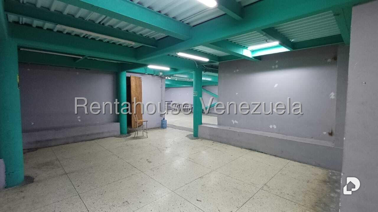 Local comercial en Parroquia Catedral, Caracas – 14