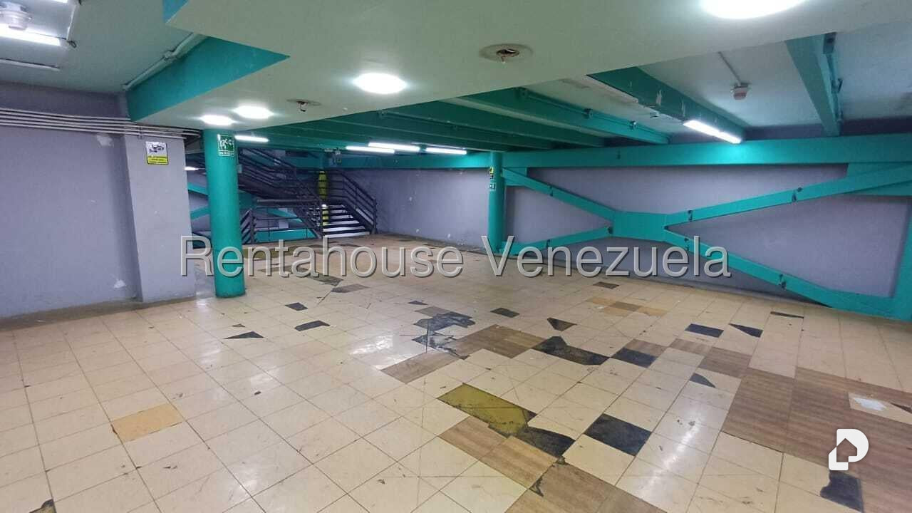 Local comercial en Parroquia Catedral, Caracas – 15