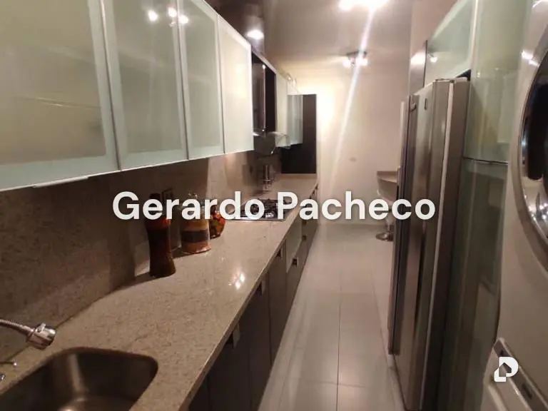Apartamento en El Rosal, Caracas – 8