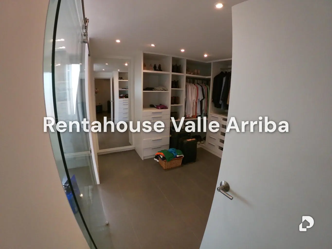 Apartamento en Los Palos Grandes, Caracas – 13