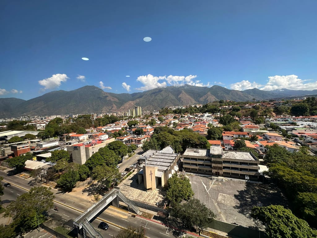 Oficina en Macaracuay, Caracas - 1