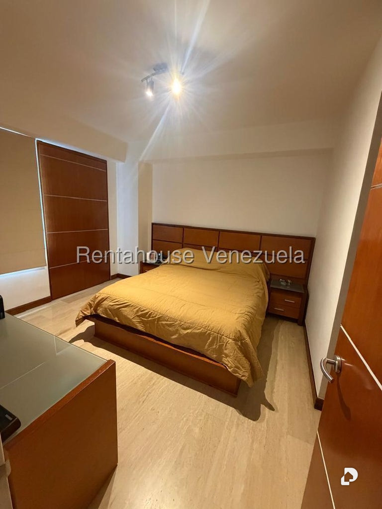 Apartamento en Lomas del Sol, Caracas