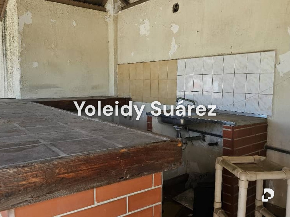 Galpón en Valencia – 22