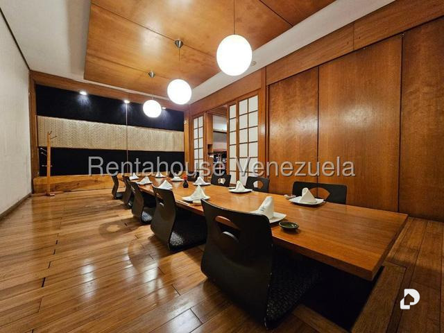 Edificio en Las Mercedes, Caracas – 9