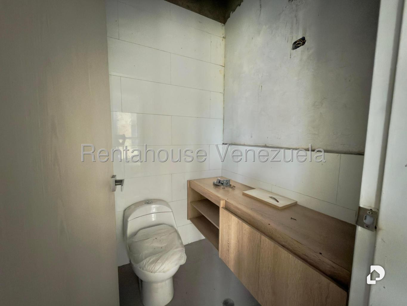 Apartamento en El Rosal, Caracas – 16