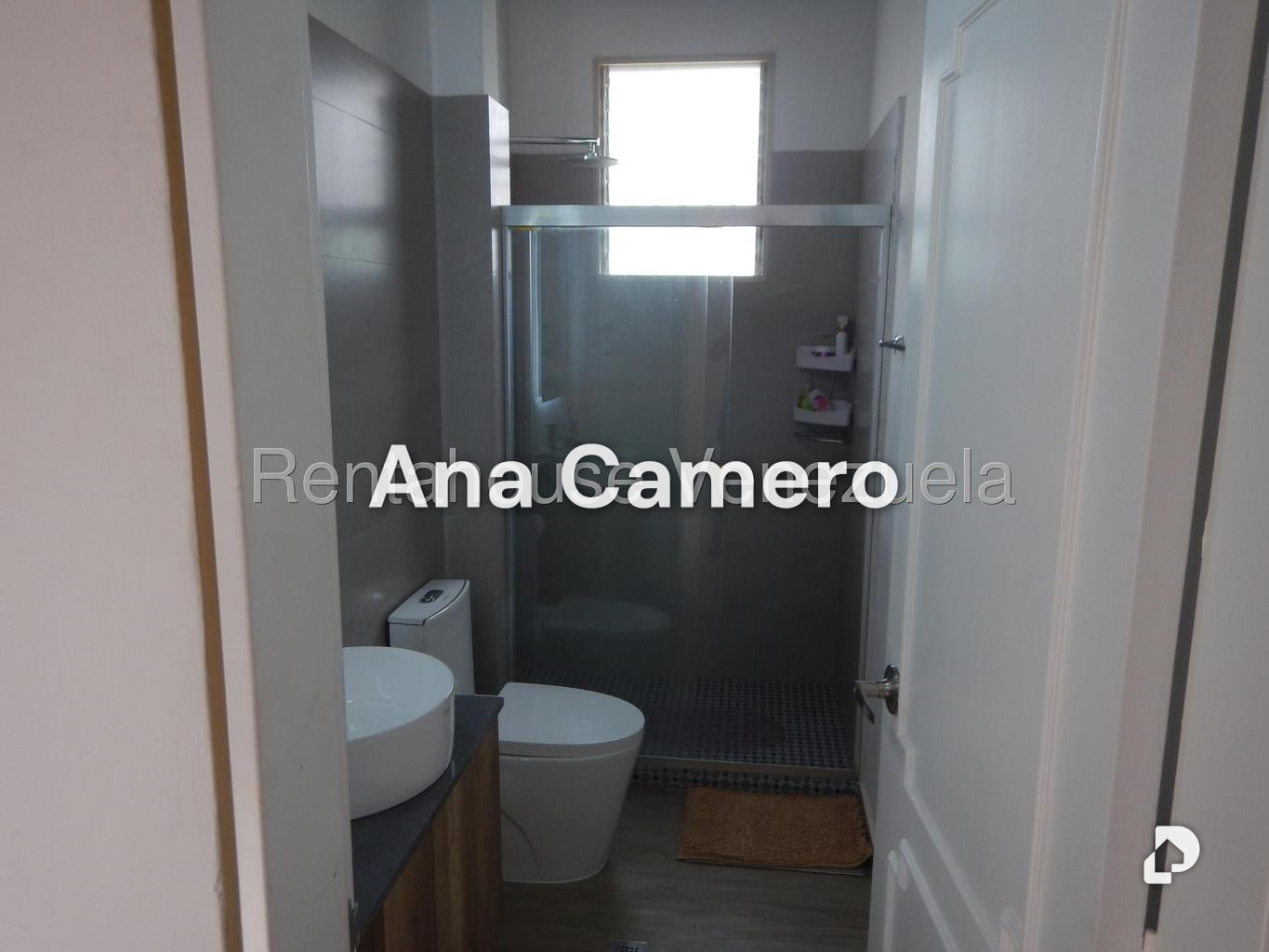 Townhouse en La Boyera, Caracas – 18