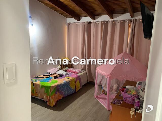 Townhouse en La Boyera, Caracas – 19