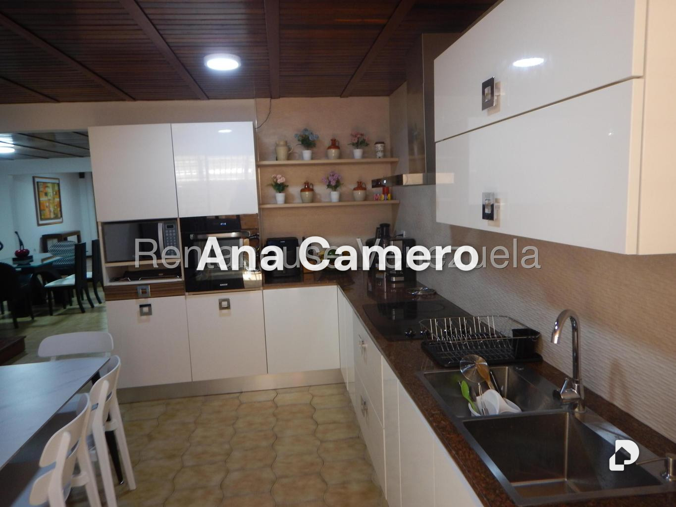 Townhouse en La Boyera, Caracas – 9