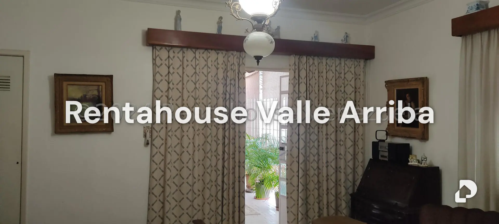 Casa en Los Palos Grandes, Caracas – 26