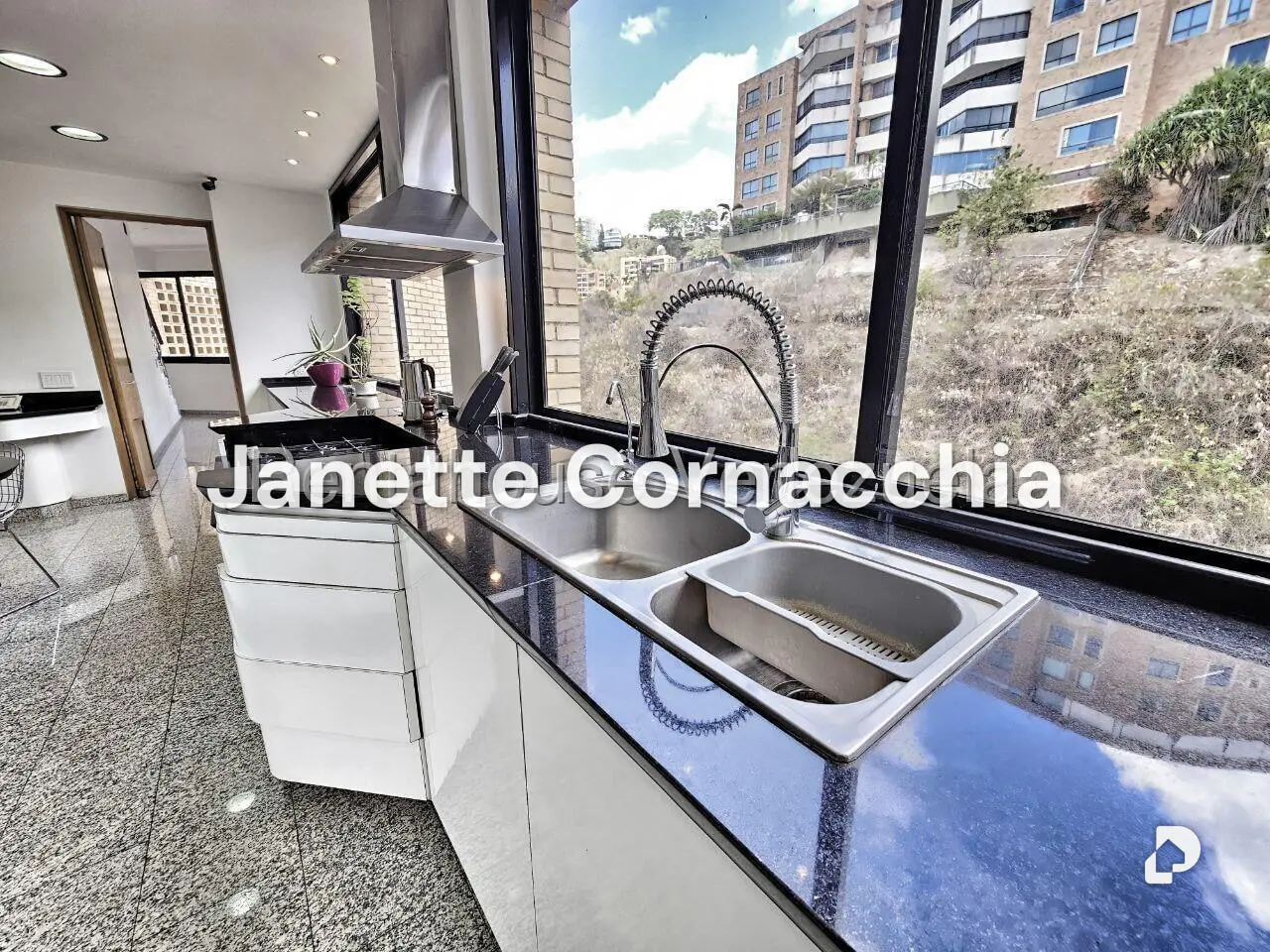 Apartamento en Colinas de Valle Arriba, Caracas – 28