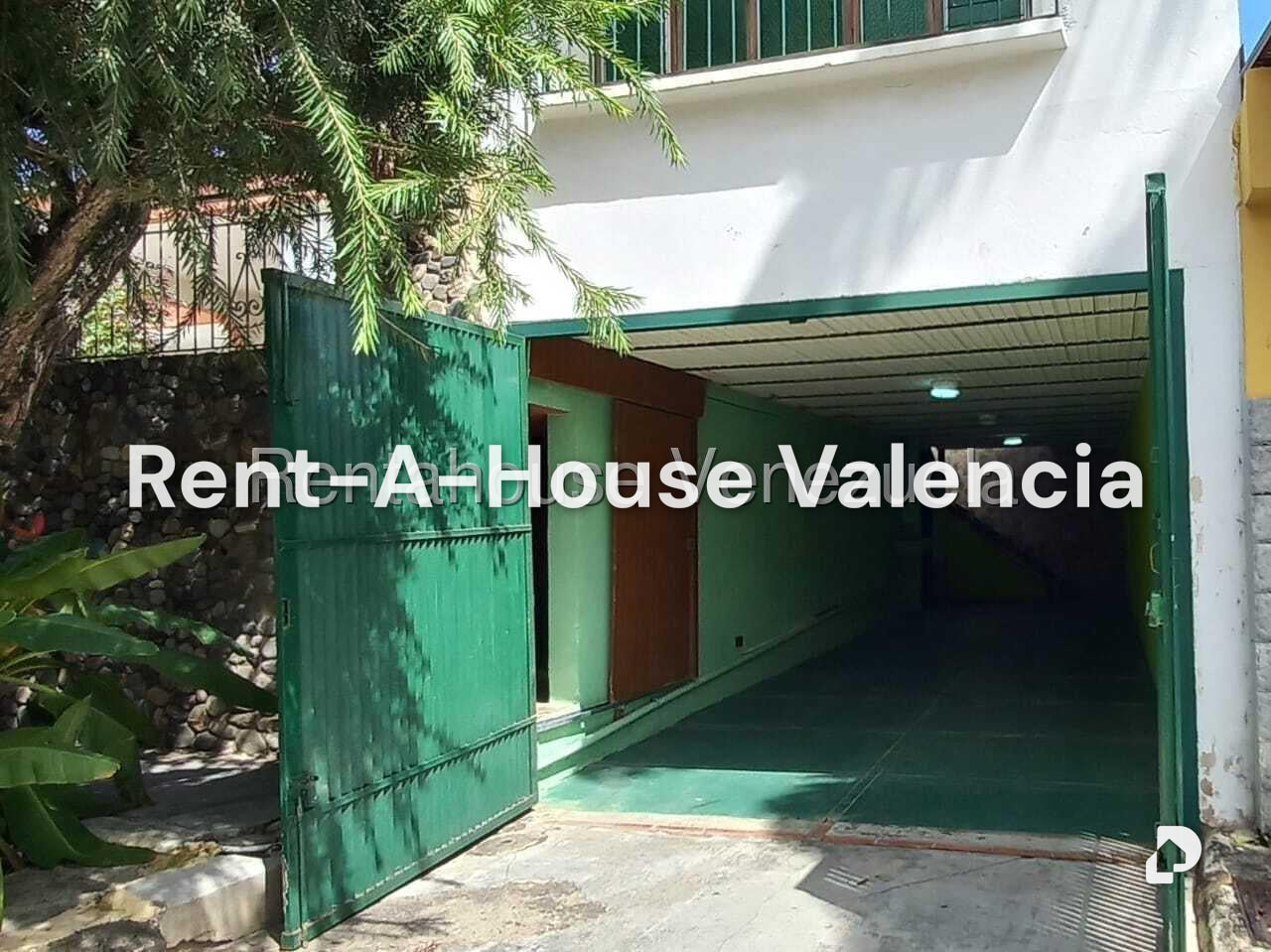 Anexo en Terrazas de Los Nísperos, Valencia – 1