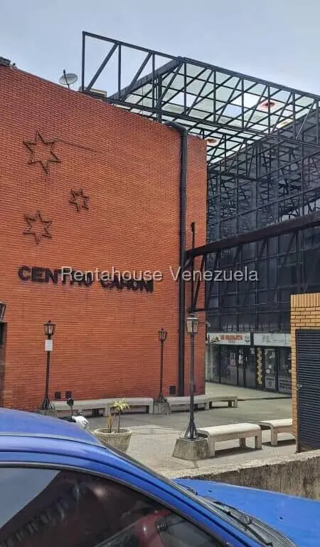 Office in Colinas de Bello Monte, Caracas - 1