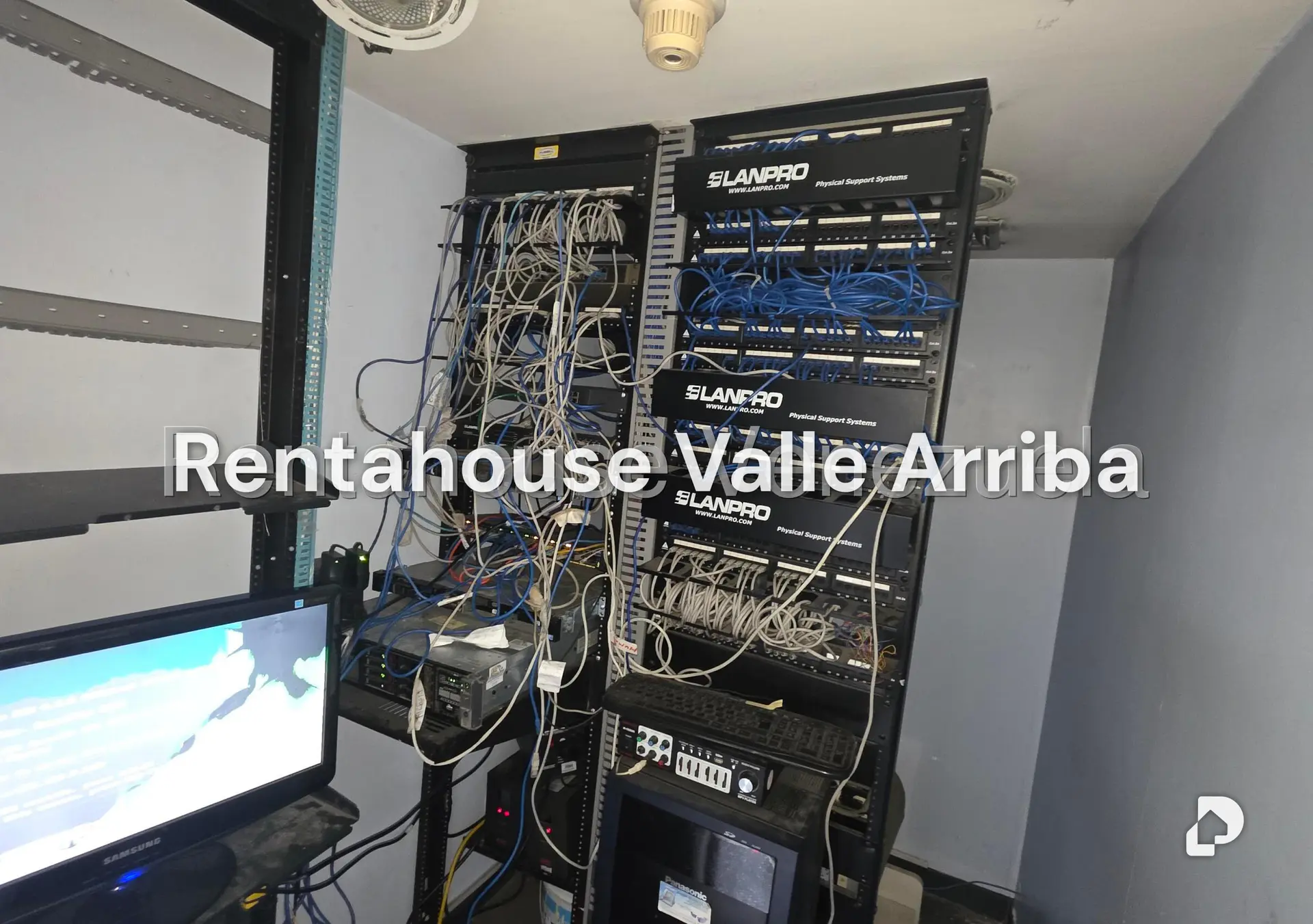 Office in Parroquia Catedral, Caracas – 28