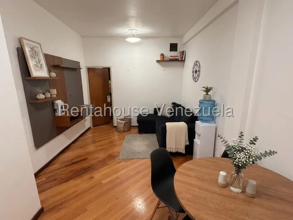 Apartment in El Paraíso, Caracas - 1