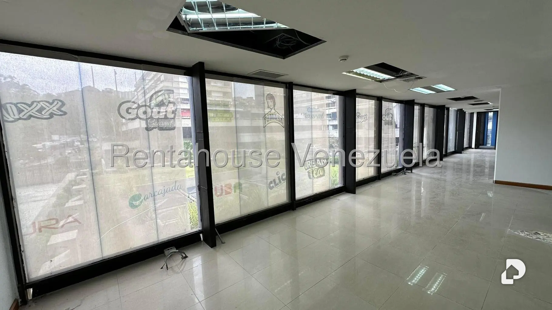 Oficina en Prados del Este, Caracas – 24