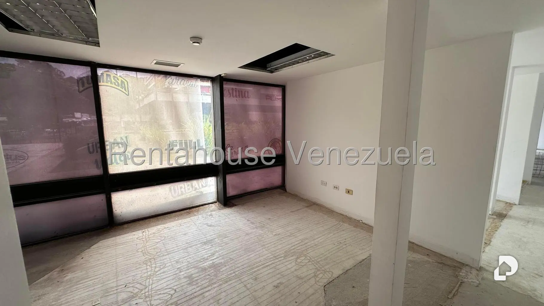 Oficina en Prados del Este, Caracas – 14