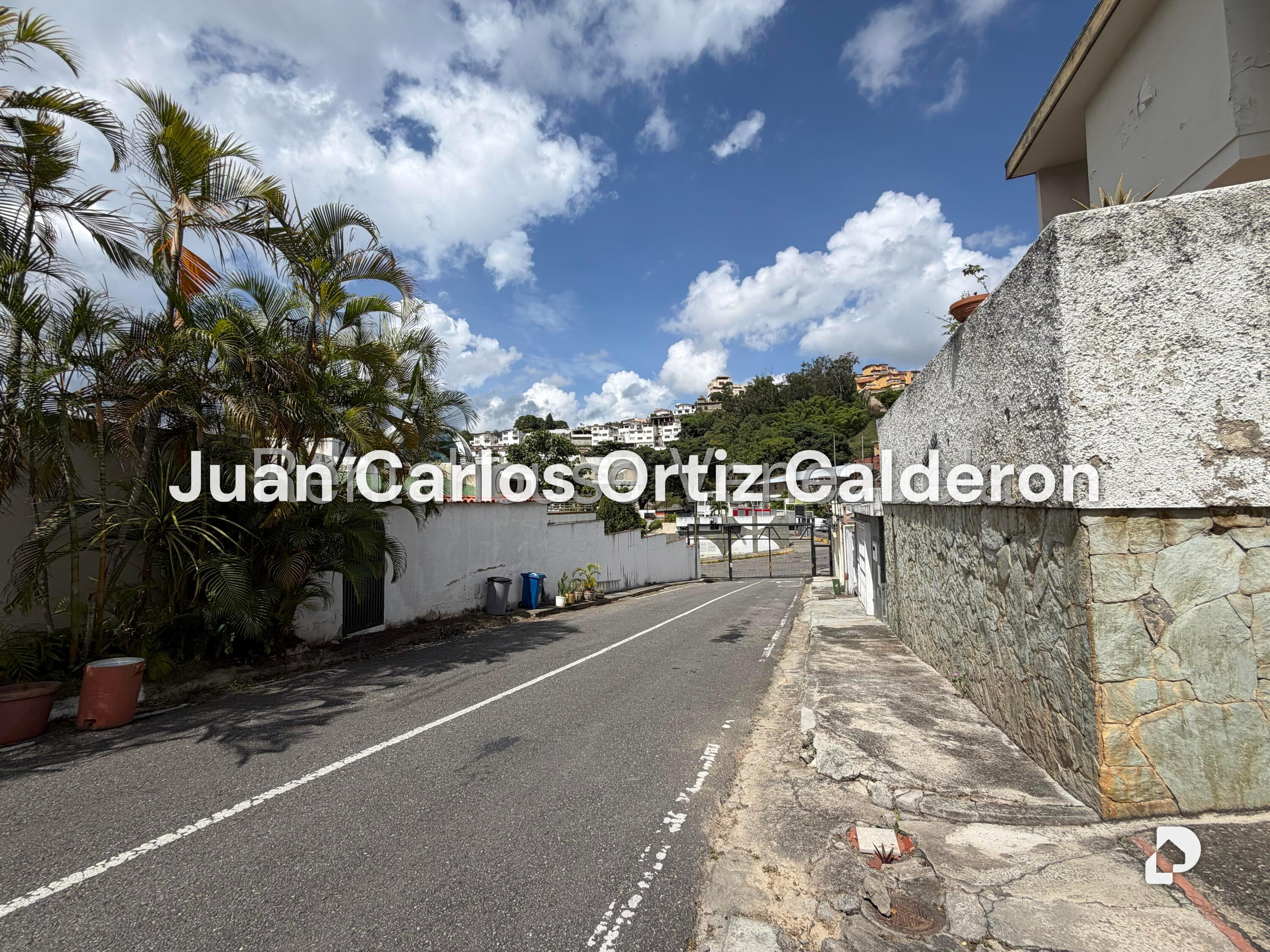 Casa en La Trinidad, Caracas – 25