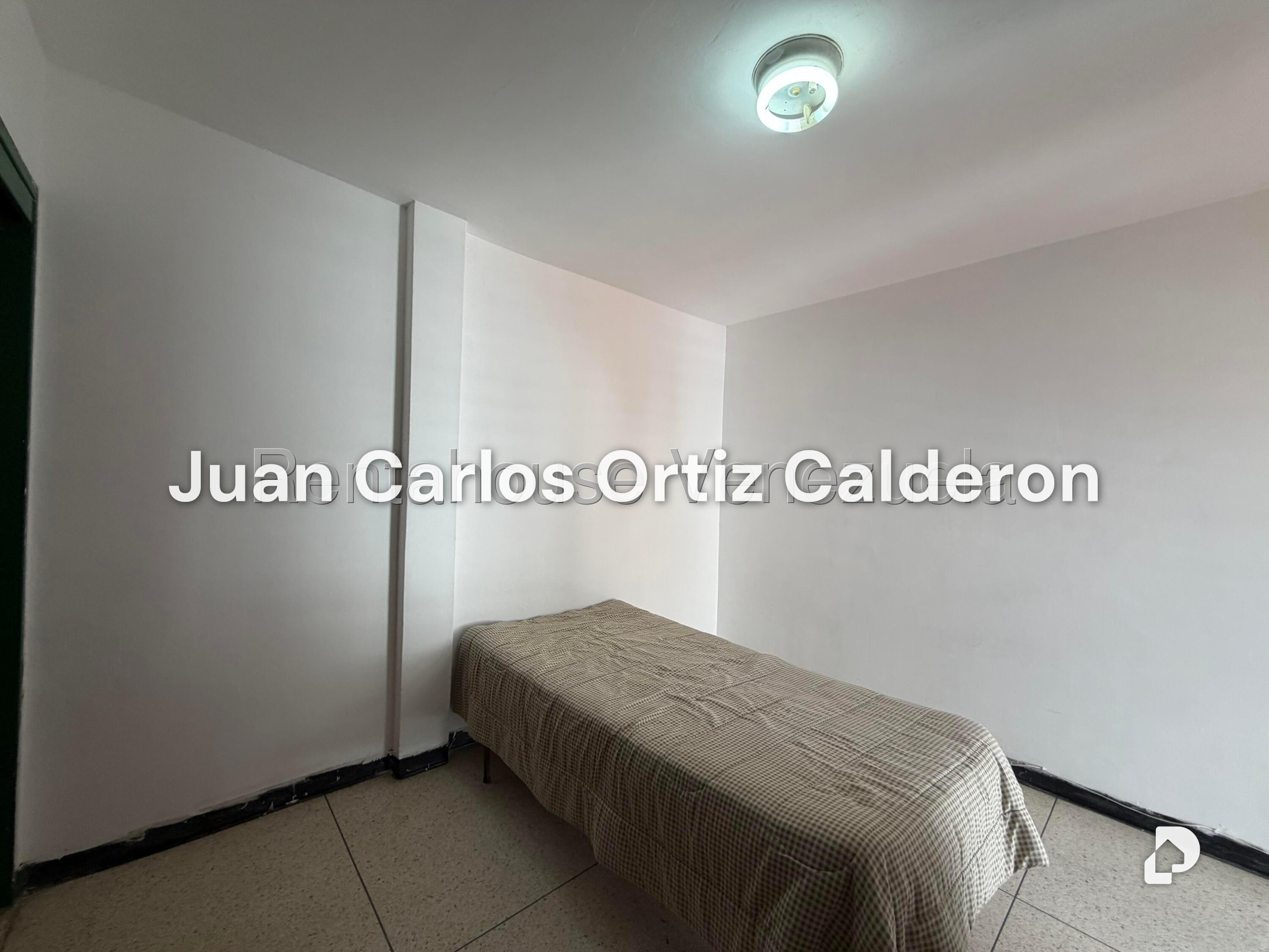 Casa en La Trinidad, Caracas – 18