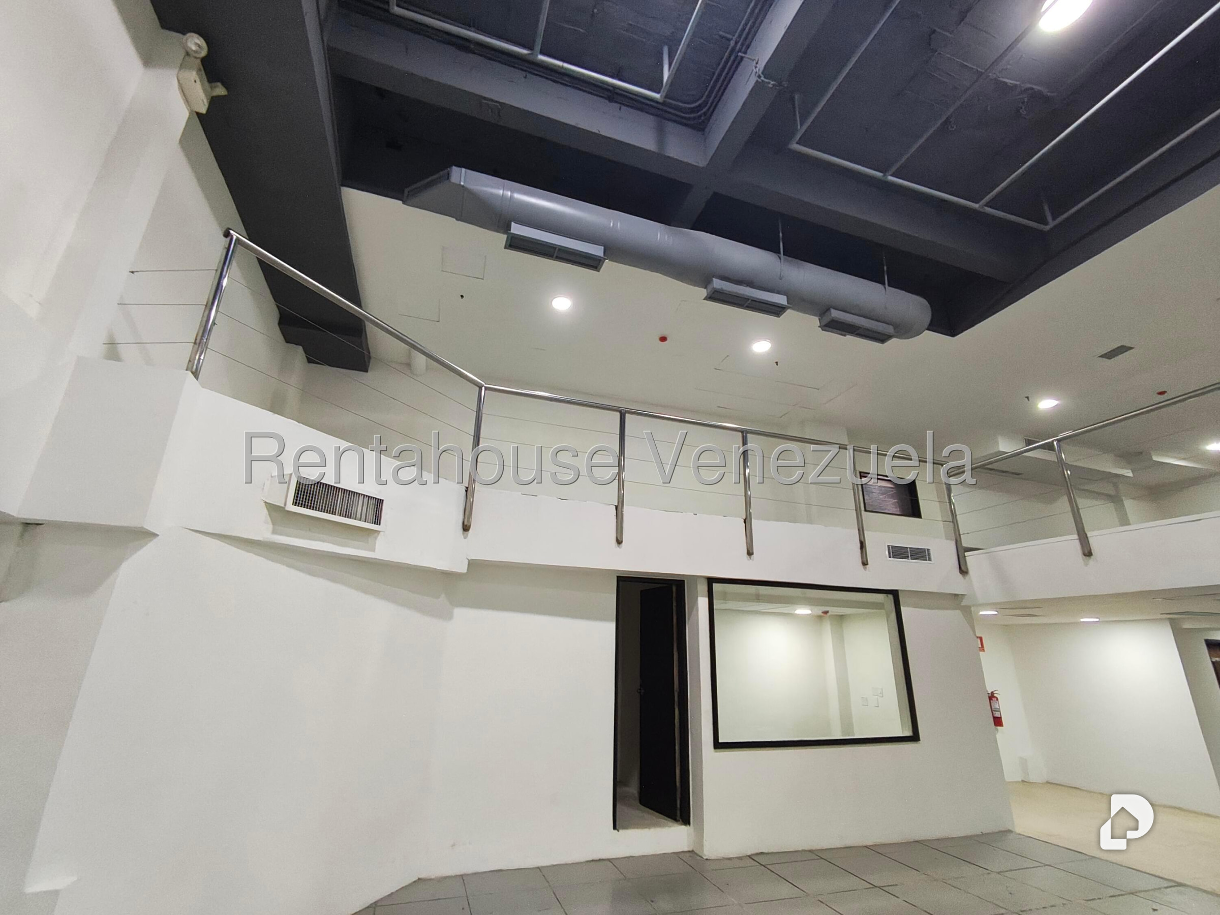 Local comercial en Macaracuay, Caracas – 3