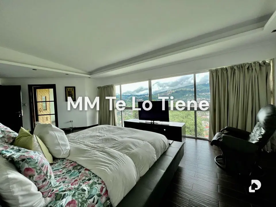 House in Cumbres de Curumo, Caracas – 20