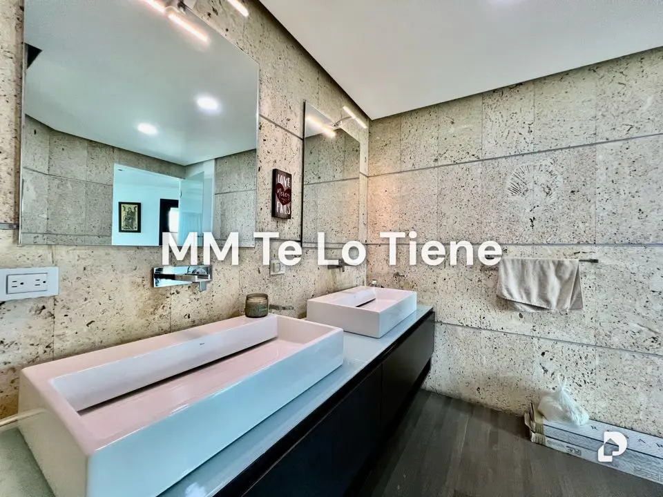 House in Cumbres de Curumo, Caracas – 23