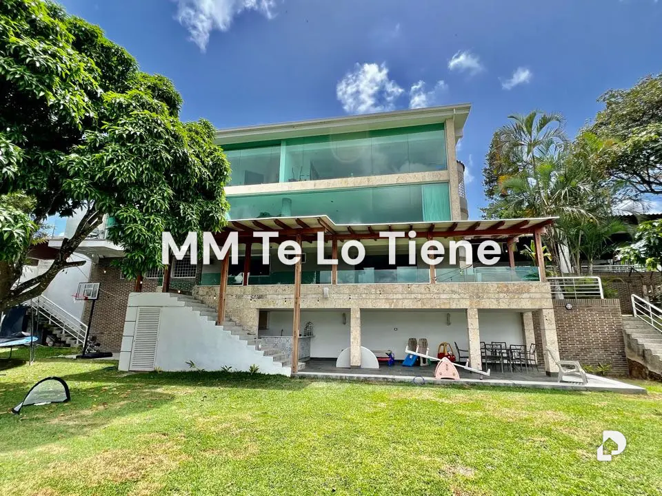 House in Cumbres de Curumo, Caracas – 1