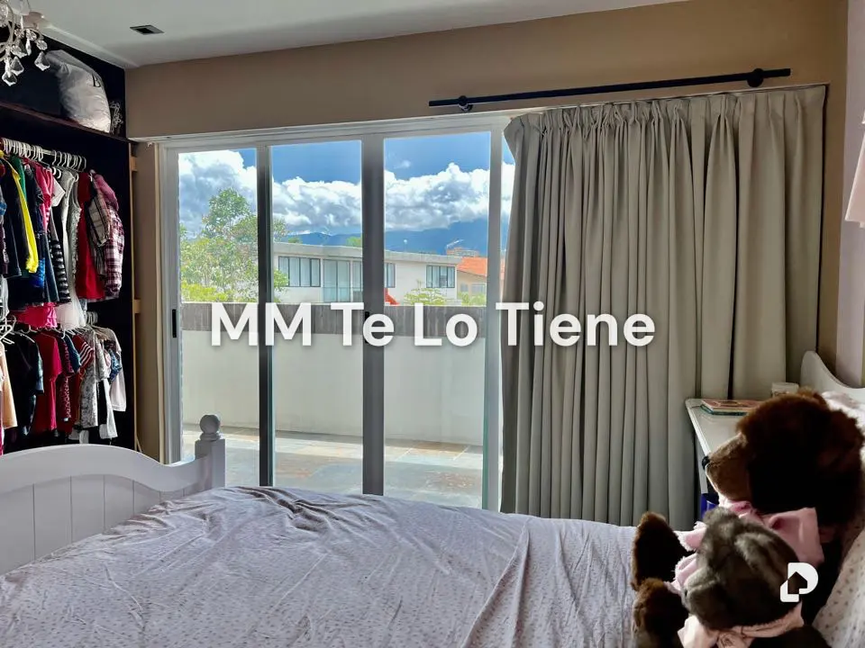 House in Cumbres de Curumo, Caracas – 13