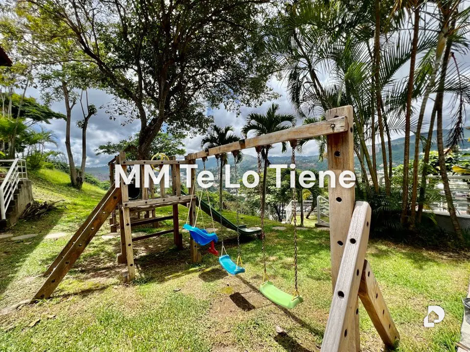 House in Cumbres de Curumo, Caracas – 26