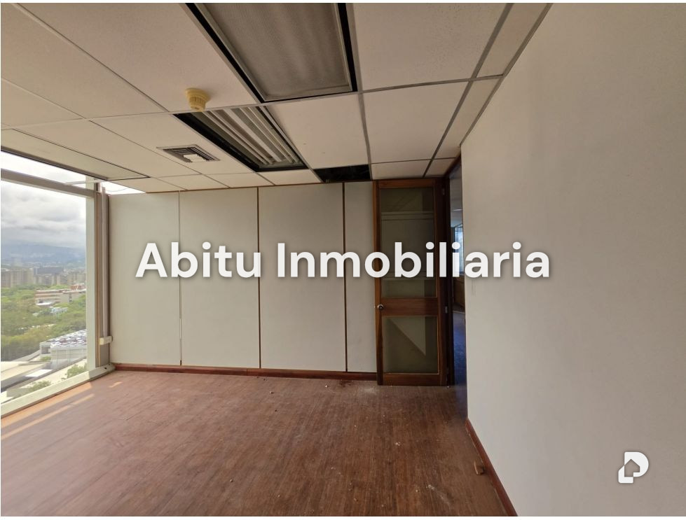 Oficina en Los Palos Grandes, Caracas – 15