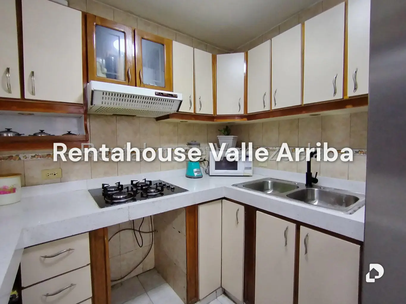 Apartamento en Petare, Caracas – 11