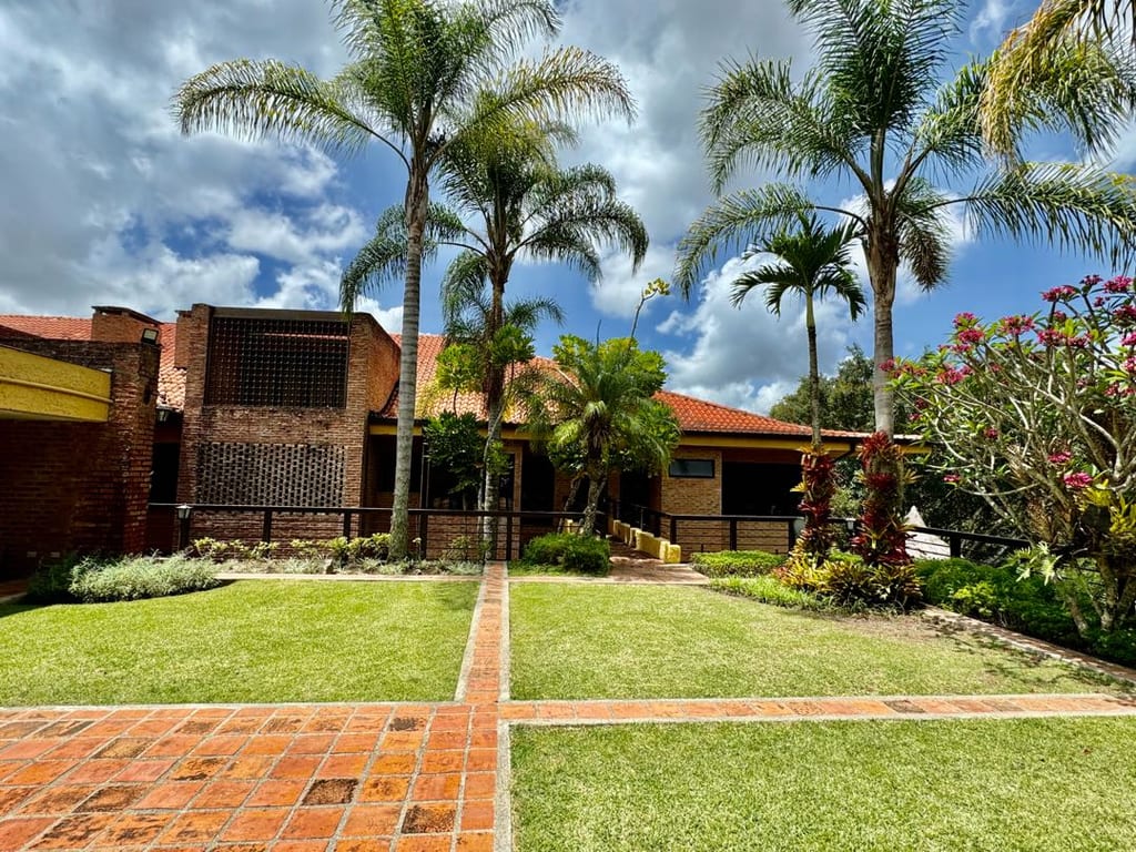 Apartamento en Oripoto, Caracas - 1