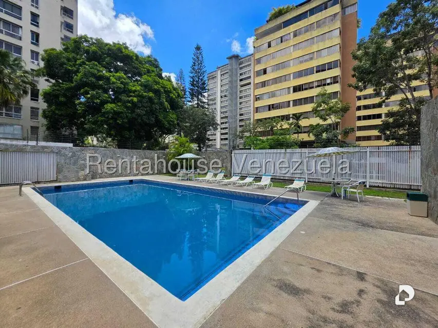 Apartamento en Los Naranjos, Caracas – 10