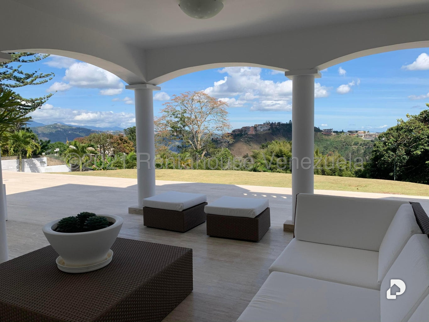 Casa en La Lagunita Country Club, Caracas – 9