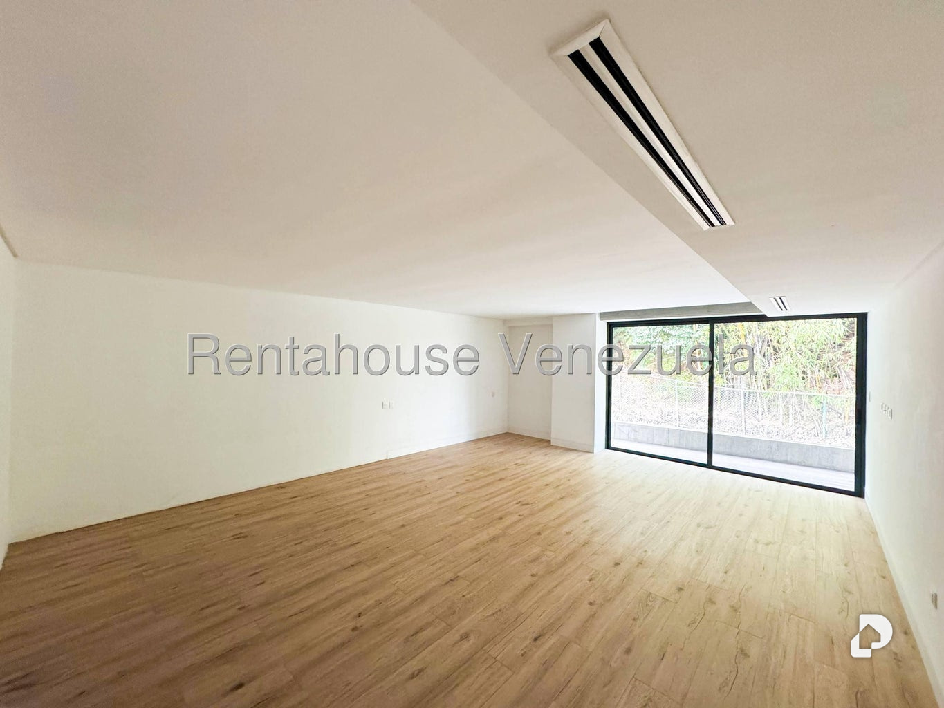 Apartamento en Los Naranjos de las Mercedes, Caracas – 23