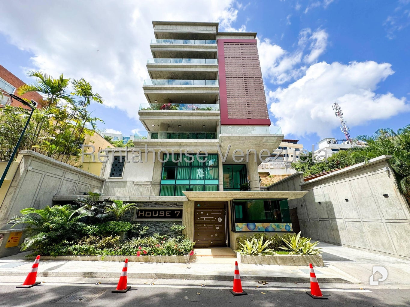 Apartamento en Los Naranjos de las Mercedes, Caracas – 1