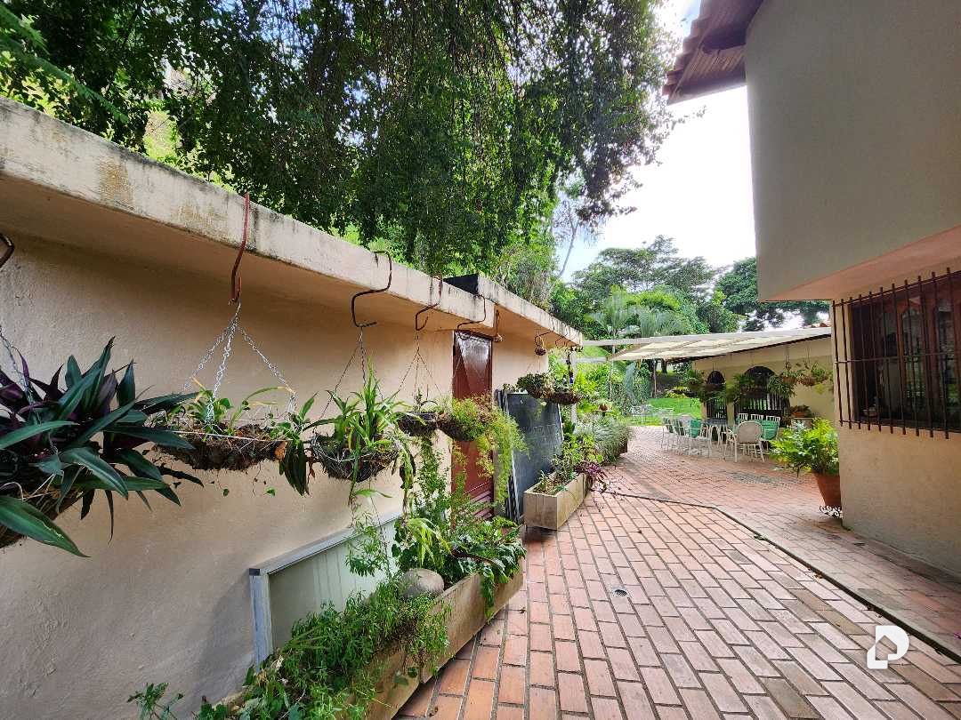 Casa en Santa Paula, Caracas – 21