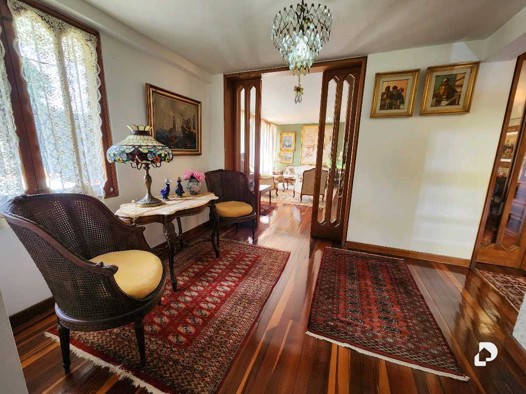 Casa en Santa Paula, Caracas – 3