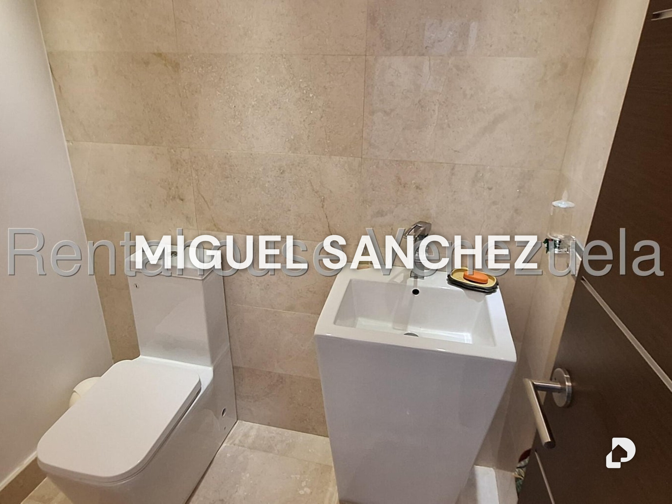 House in El Pauji, Caracas – 23