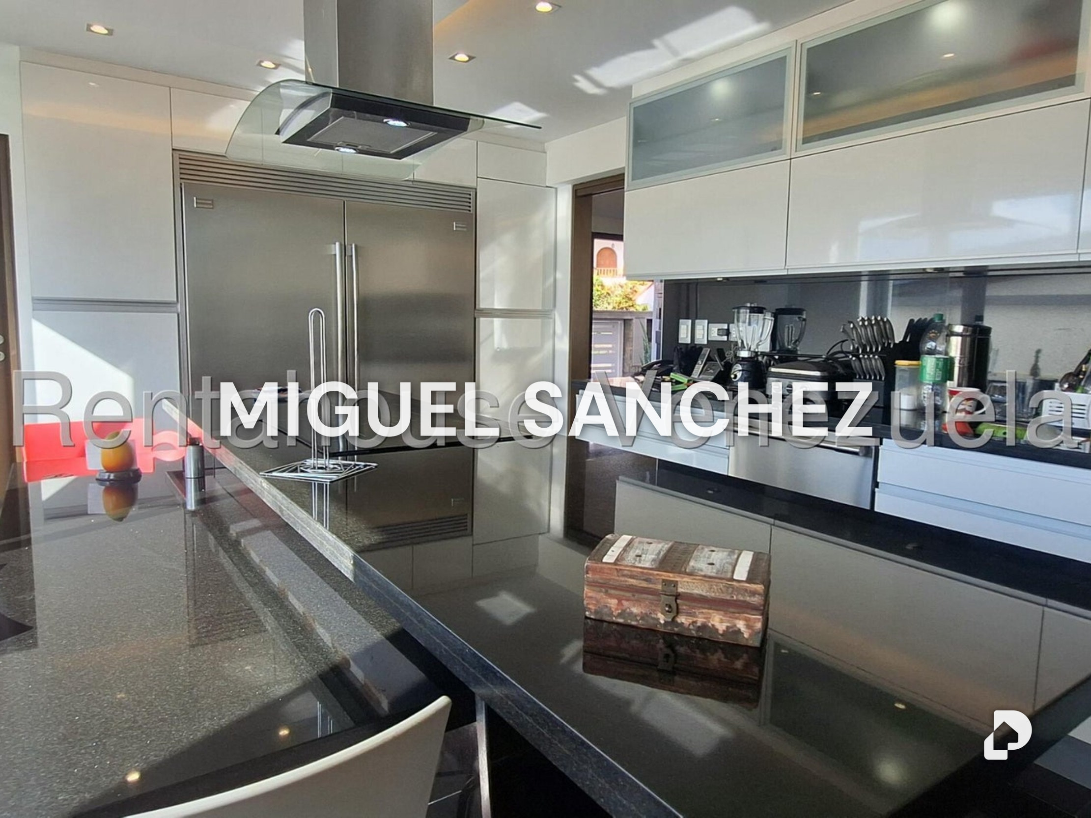 House in El Pauji, Caracas – 16